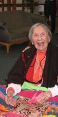 Evelyn Kozak, American supercentenarian, dies at age 113